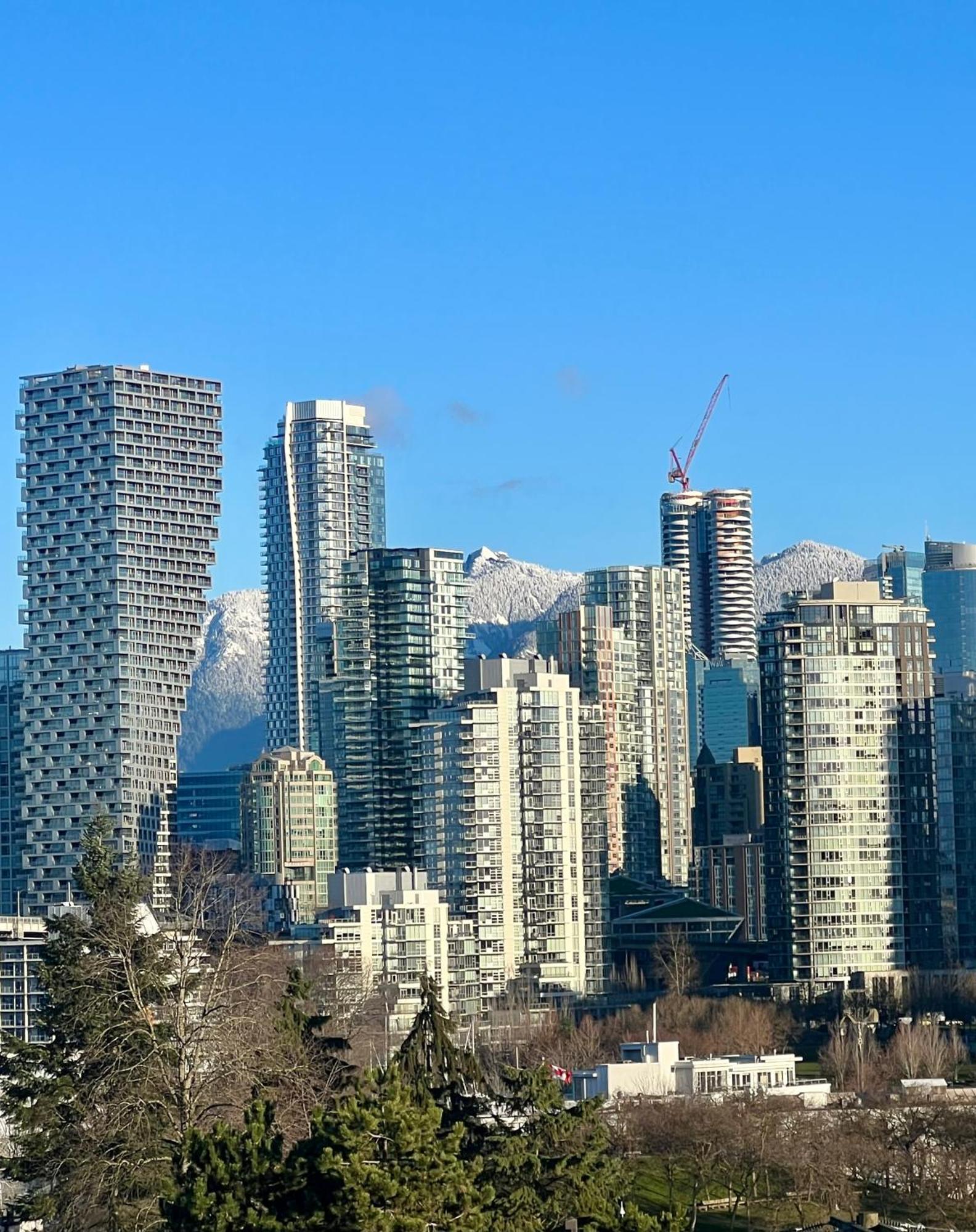 Charming Heritage Home With Mountain And City Views Vancouver Esterno foto