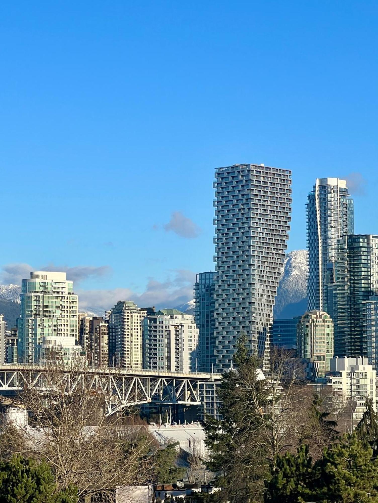 Charming Heritage Home With Mountain And City Views Vancouver Esterno foto